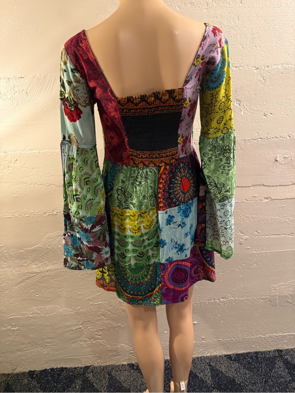Boho Patchwork Bell-Sleeve Dress in Multicolor - Picture 4 of 6